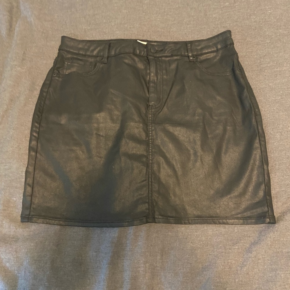 Black dynamite mini shirt